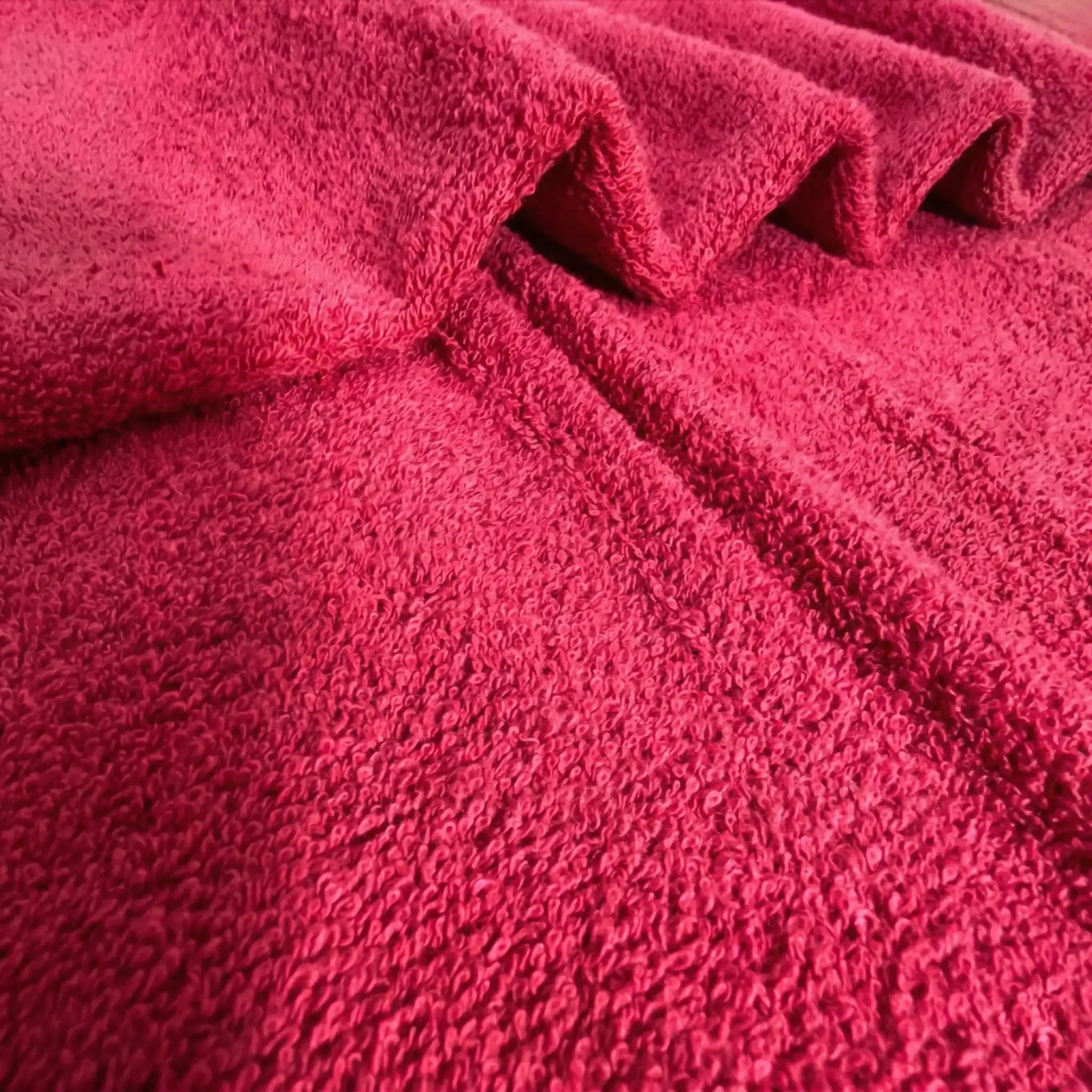 Trident Classic Plain Bath Towel / Berry Red